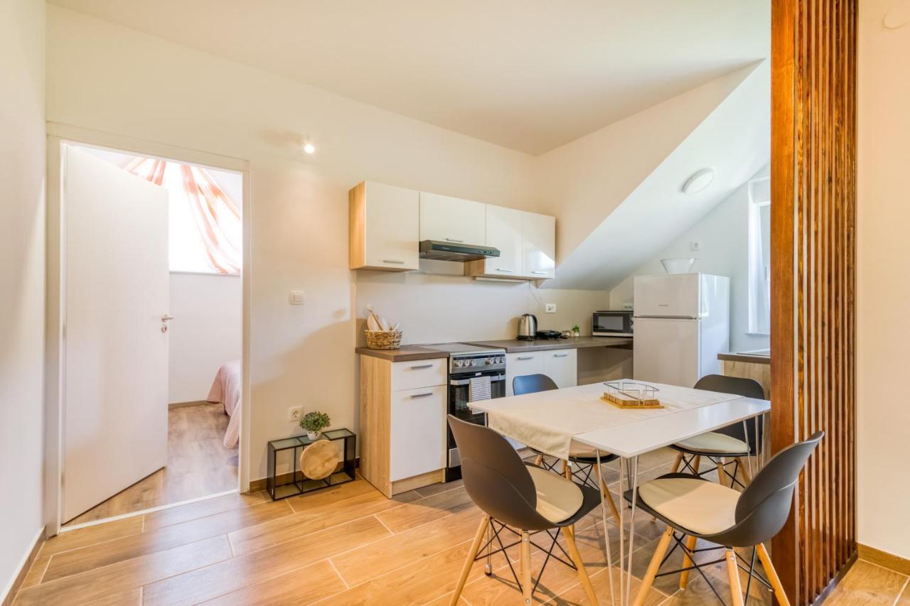 Leptir Apartment