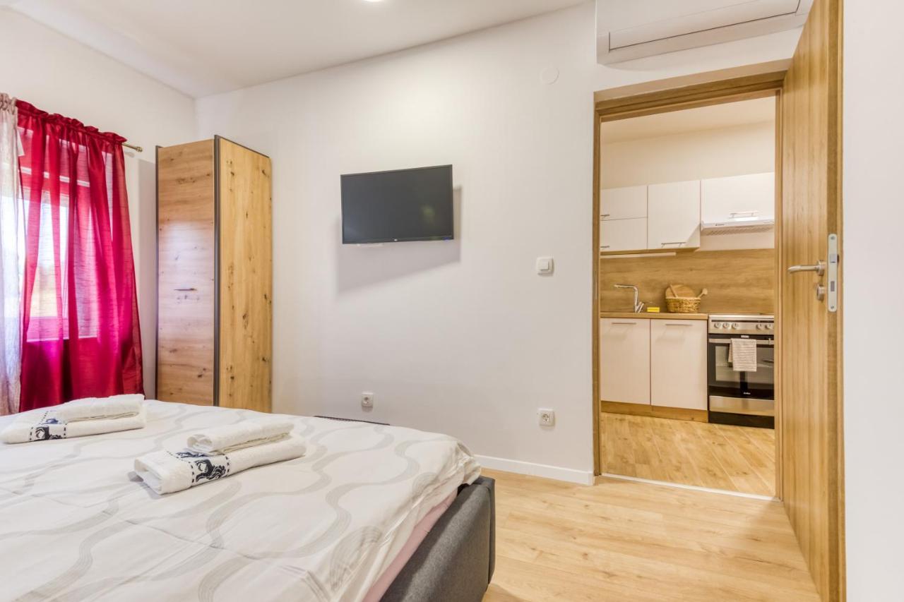 Apartment Leptir *