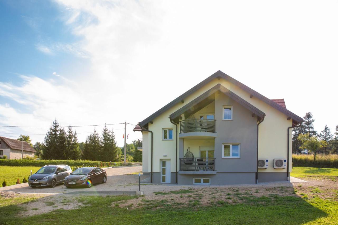 Leptir * Rakovica